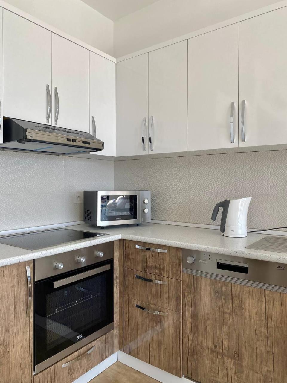 Apartments With Sea And Mountain Views, Portа Batumi Tower Eksteriør billede