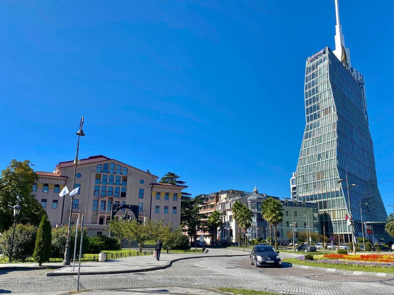 Apartments With Sea And Mountain Views, Portа Batumi Tower Eksteriør billede